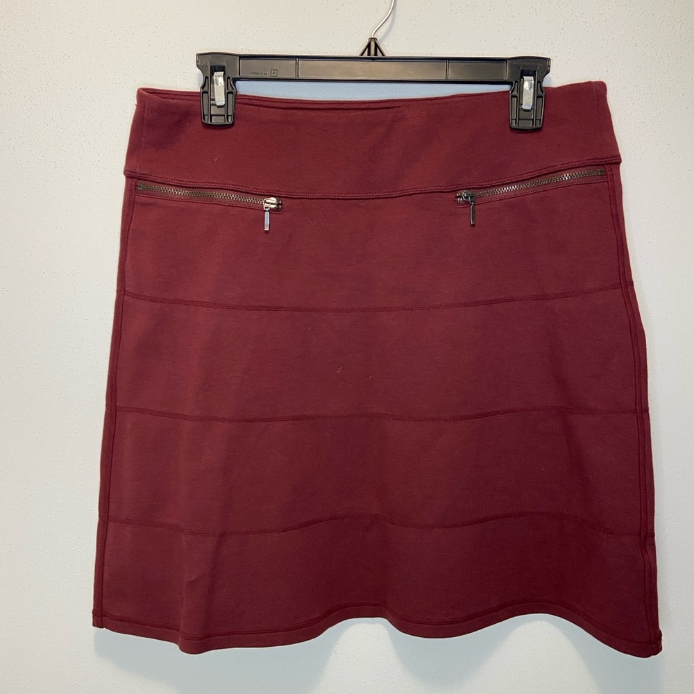 Athleta Burgundy Strata Ponte Skirt